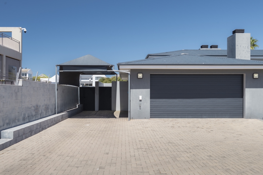 3 Bedroom Property for Sale in Myburgh Park Western Cape